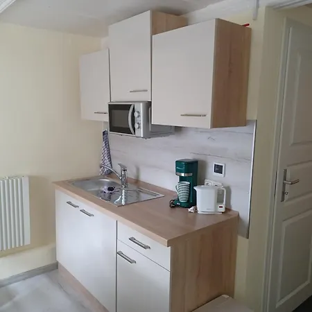 Ferienwohnung, Monteurwohnung Niederottendorf Апартаменты Нойштадт-ин-Захзен